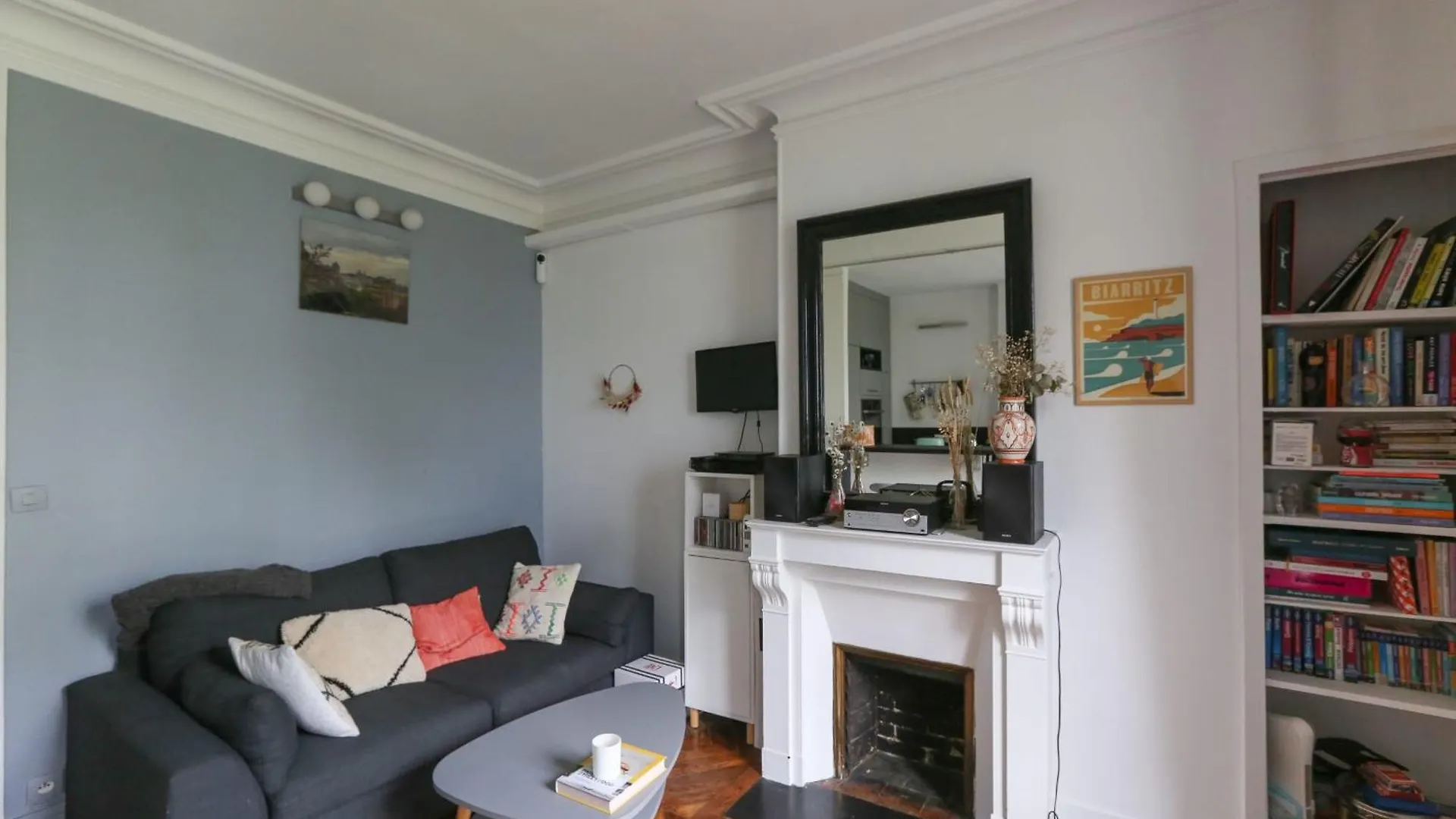 Bright And Charming Accommodation In The 12Th パリ